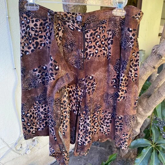 Women's Apostrophe Skort Size Large Animal Print - Picture 5 of 7